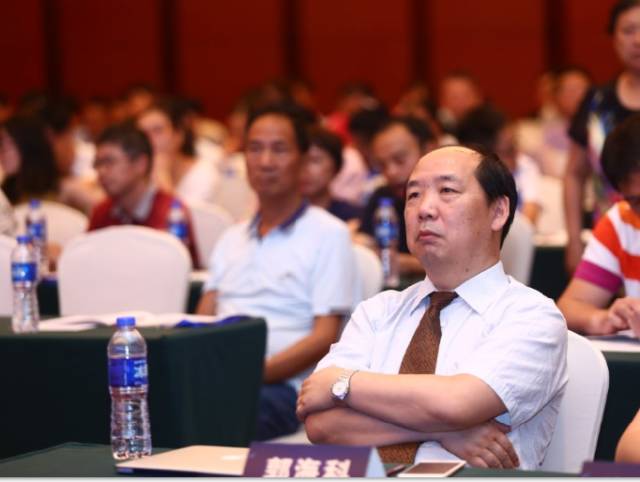 2017华东白内障与角膜病高峰论坛新利体育集团业务副总院长郭海科