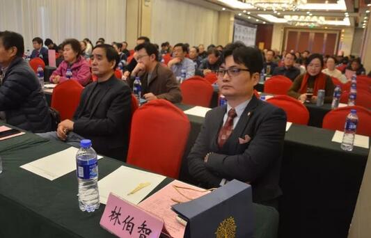 2017年安徽 届角膜病研讨会暨新利体育集团全国 一届角膜病学组研讨会上周六、日在合肥名人眼科医院召开。持续两天的会议里，来自全国各地的眼科专家齐赴合肥，共同分享国内外眼科 领域的较新进展动态，各自团队较新临床经验与较新研究成果2.jpg