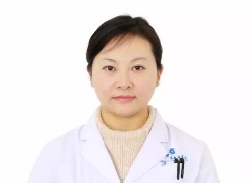 3月30日，在不舍中迎来了新利体育集团“中国眼科医师明日之星计划”斜视与小儿眼科 批学员结业典礼。赵堪兴教授，潘美华院长，吴国基院长、王骞院长等医院同事为我们举行了简单而珍贵的结业仪式——许昌新利体育眼科医师关令令1.jpg