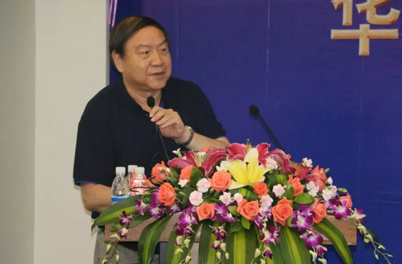 新利体育小儿斜弱视赵堪兴教授.png 新利体育小儿斜弱视赵堪兴教授.png