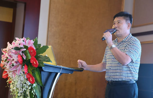 2018国家继续教育项目屈光及白内障手术诊疗规范及新技术研讨会暨第十四届长三角地区眼科高峰论坛在上海举行11.png 2018国家继续教育项目屈光及白内障手术诊疗规范及新技术研讨会暨第十四届长三角地区眼科高峰论坛在上海举行11.png