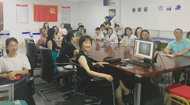 深圳新利体育傅培院长:在教学相长中彰显温文儒雅、仁者之心1.jpg 深圳新利体育傅培院长:在教学相长中彰显温文儒雅、仁者之心1.jpg