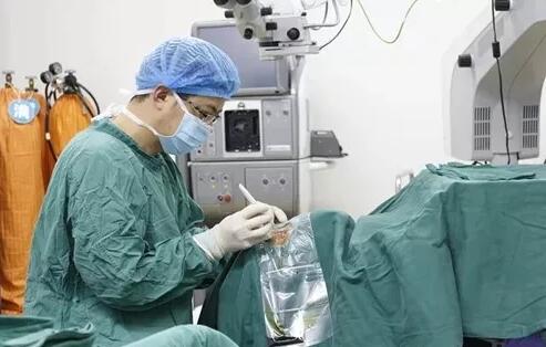 2018年即将结束，这一年，成都新利体育以规范的诊疗、高明的技艺、 的服务，赢得了广大患者朋友和社会各界的好评。在2018年，成都新利体育在发展的道路上有哪些大事记呢，让我们一起来回顾。5.jpg