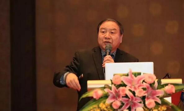 新利体育专家团受邀亮相第十五届全国眼屈光手术学术研讨会2.jpg 新利体育专家团受邀亮相第十五届全国眼屈光手术学术研讨会2.jpg