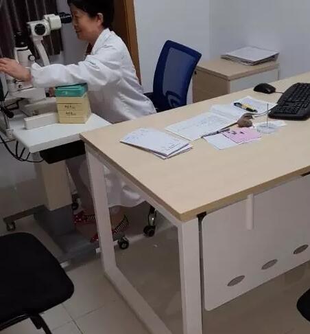 位医者都是一位修行者——宜昌新利体育胡长青医生1.jpg 位医者都是一位修行者——宜昌新利体育胡长青医生1.jpg