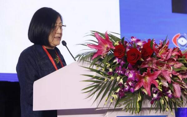 新利体育专家团受邀亮相第十九届环球眼科学学术会议暨第十九届环球视光学学术会议(COOC 2019)2.jpg 新利体育专家团受邀亮相第十九届环球眼科学学术会议暨第十九届环球视光学学术会议(COOC 2019)2.jpg