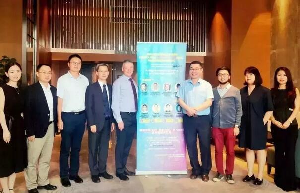 新利体育集团举行“科研课题的申请与设计”专题讲座 联合上海新途社区健康促进社、澳大利亚眼科研究中心共同推出了“中国眼科未来领袖人才”项目1.jpg