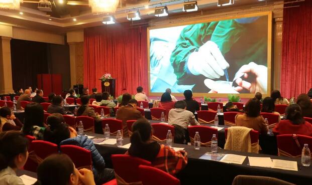 新利体育集团莆田眼科医院近视手术论坛暨smart全激光开机仪式在莆举行 会场直播分享近视手术全过程 11.jpg