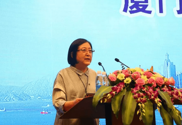 眼科界“ 强大脑”登鹭,掀起“头脑风暴” ——第五届新利体育环球论坛召开3.png 眼科界“ 强大脑”登鹭,掀起“头脑风暴” ——第五届新利体育环球论坛召开3.png