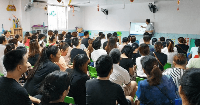 为呼应爱眼日主题 佛山新利体育应邀前往佛山市禅城区朝阳幼儿园开展“珍爱眼睛 预防近视”眼健康公益科普讲座前2.png 为呼应爱眼日主题 佛山新利体育应邀前往佛山市禅城区朝阳幼儿园开展“珍爱眼睛 预防近视”眼健康公益科普讲座前2.png