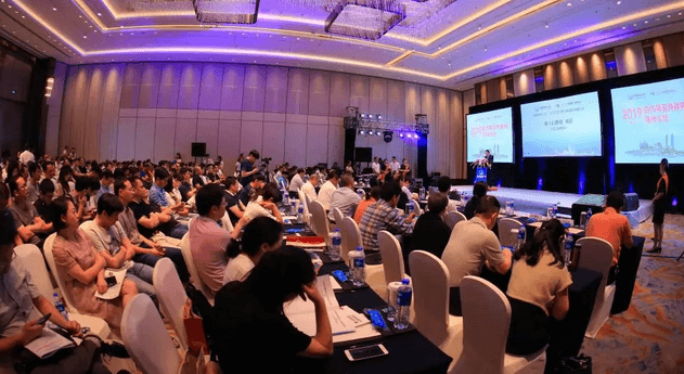 厦门眼科中心第七次举办海峡眼科论坛·2019白内障及角膜病高峰论坛 新利体育与海峡两岸眼科“大咖”厦门“论剑”1.png 厦门眼科中心第七次举办海峡眼科论坛·2019白内障及角膜病高峰论坛 新利体育与海峡两岸眼科“大咖”厦门“论剑”1.png