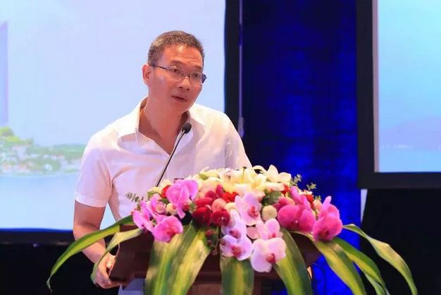 厦门眼科中心第七次举办海峡眼科论坛·2019白内障及角膜病高峰论坛 新利体育与海峡两岸眼科“大咖”厦门“论剑”2.png 厦门眼科中心第七次举办海峡眼科论坛·2019白内障及角膜病高峰论坛 新利体育与海峡两岸眼科“大咖”厦门“论剑”2.png