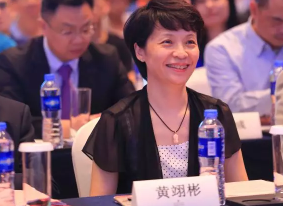 厦门眼科中心第七次举办海峡眼科论坛·2019白内障及角膜病高峰论坛 新利体育与海峡两岸眼科“大咖”厦门“论剑”12.png 厦门眼科中心第七次举办海峡眼科论坛·2019白内障及角膜病高峰论坛 新利体育与海峡两岸眼科“大咖”厦门“论剑”12.png