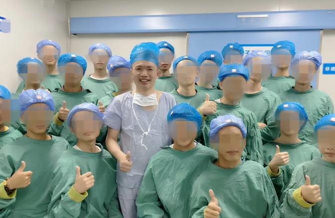 征兵、高考……一起来看看他们来赣州新利体育做近视手术的理由!1.png 征兵、高考……一起来看看他们来赣州新利体育做近视手术的理由!1.png