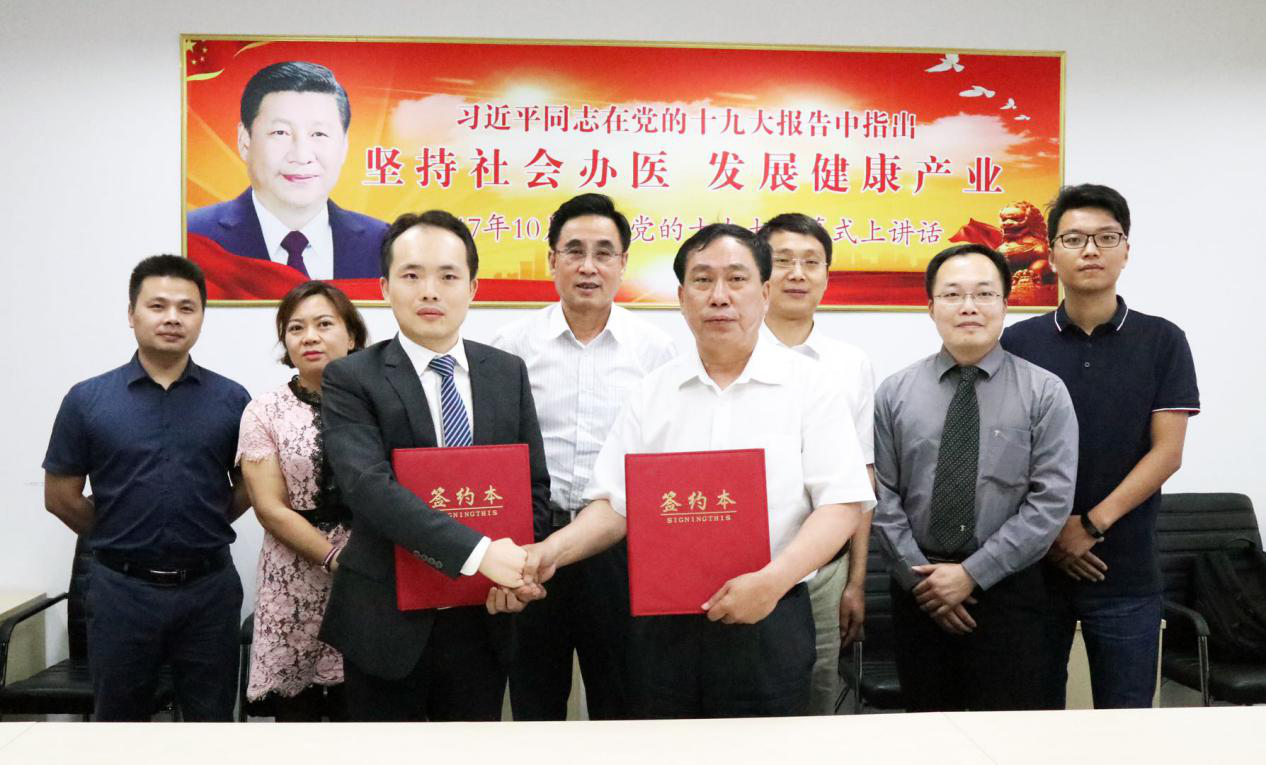 造“星”梦工厂:新利体育“明日之星计划”已为行业培育300多名“眼科之星”2 造“星”梦工厂:新利体育“明日之星计划”已为行业培育300多名“眼科之星”2