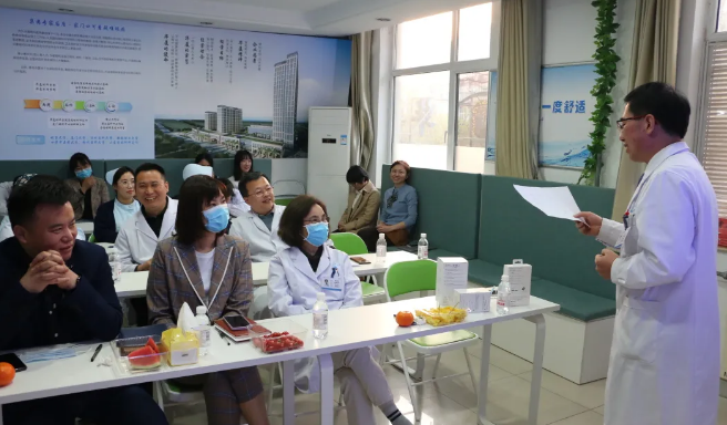 青岛新利体育住院医演讲比赛成功开展2.png 青岛新利体育住院医演讲比赛成功开展2.png