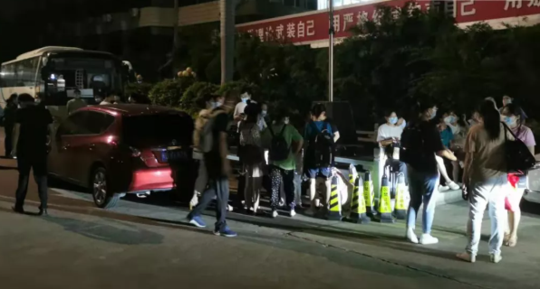 深夜集结通宵达旦 只为“封停”, 莆田新利体育的责任担当值得点赞3.png 深夜集结通宵达旦 只为“封停”, 莆田新利体育的责任担当值得点赞3.png