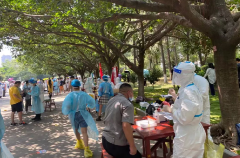 疫情前线!5组镜头带你走进莆田新利体育抗疫战场4.png 疫情前线!5组镜头带你走进莆田新利体育抗疫战场4.png