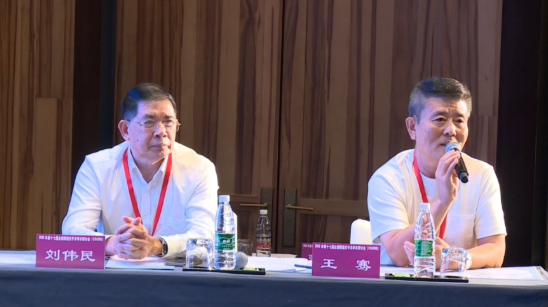 2022年全国眼屈光手术学术研讨会举行,新利体育专家携手同行共话学界未来4.png 2022年全国眼屈光手术学术研讨会举行,新利体育专家携手同行共话学界未来4.png