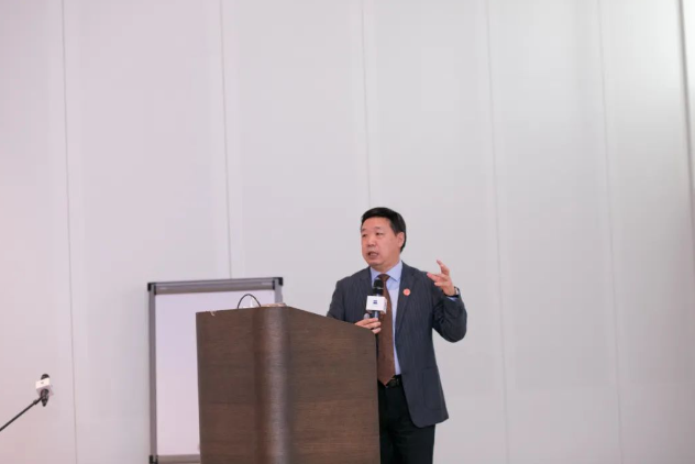 坐标奥地利! 新利体育专家团亮相“国际学术舞台”,与全球眼科精英共谱“学术交响曲”3.png 坐标奥地利! 新利体育专家团亮相“国际学术舞台”,与全球眼科精英共谱“学术交响曲”3.png